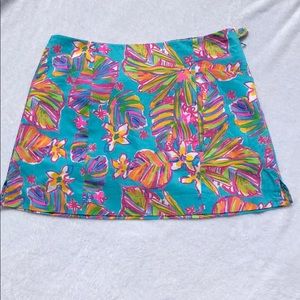 Lilly Pullitzer skort. Excellent condition. Size 6